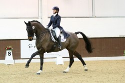 Cara Shardlow-min