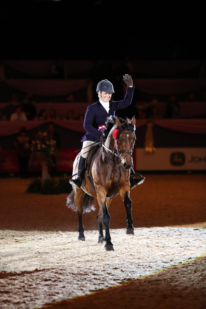 Amy Smith Laburnam Richard winning at HOYS